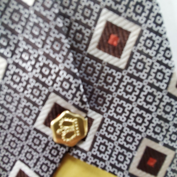 Christian Dior tie 53" long - Picture 4 of 7